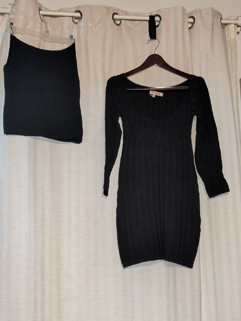 Bettie Page Black Ribbed Scoop-Neck Long-Sleeve Mini Dress